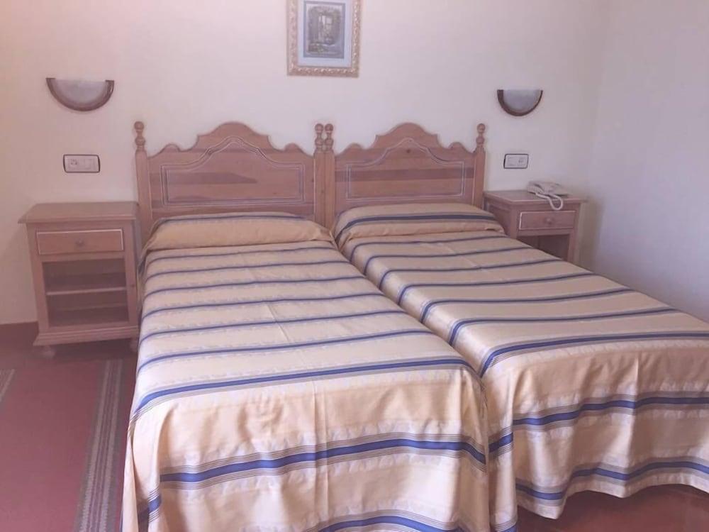 Hotel Gavitu Celorio  Extérieur photo