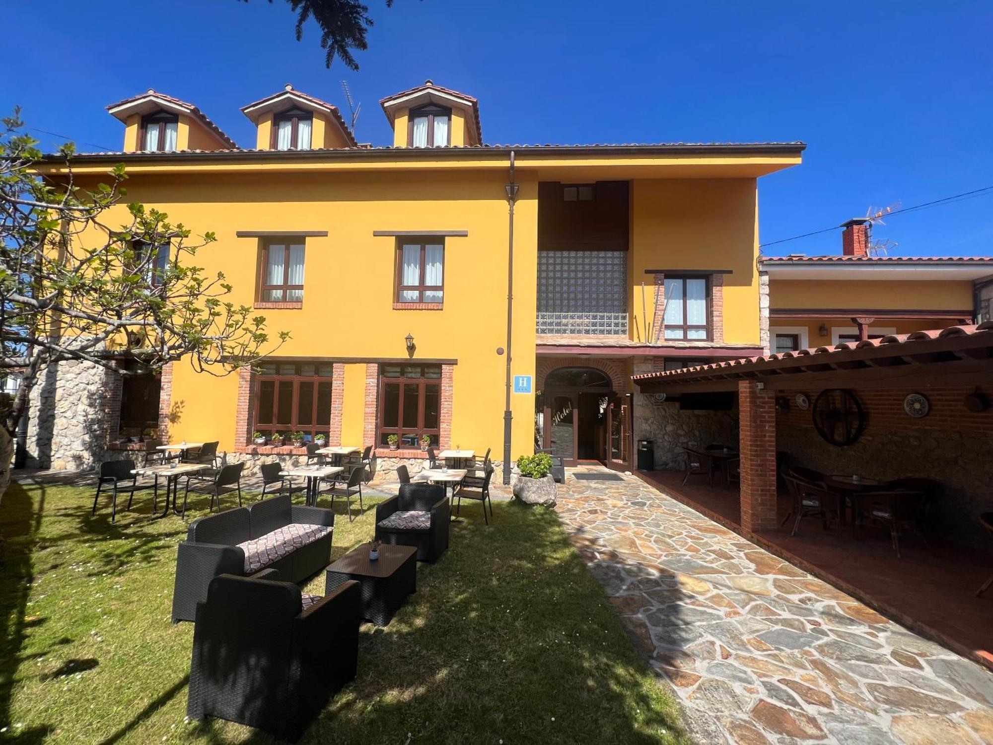 Hotel Gavitu Celorio  Extérieur photo
