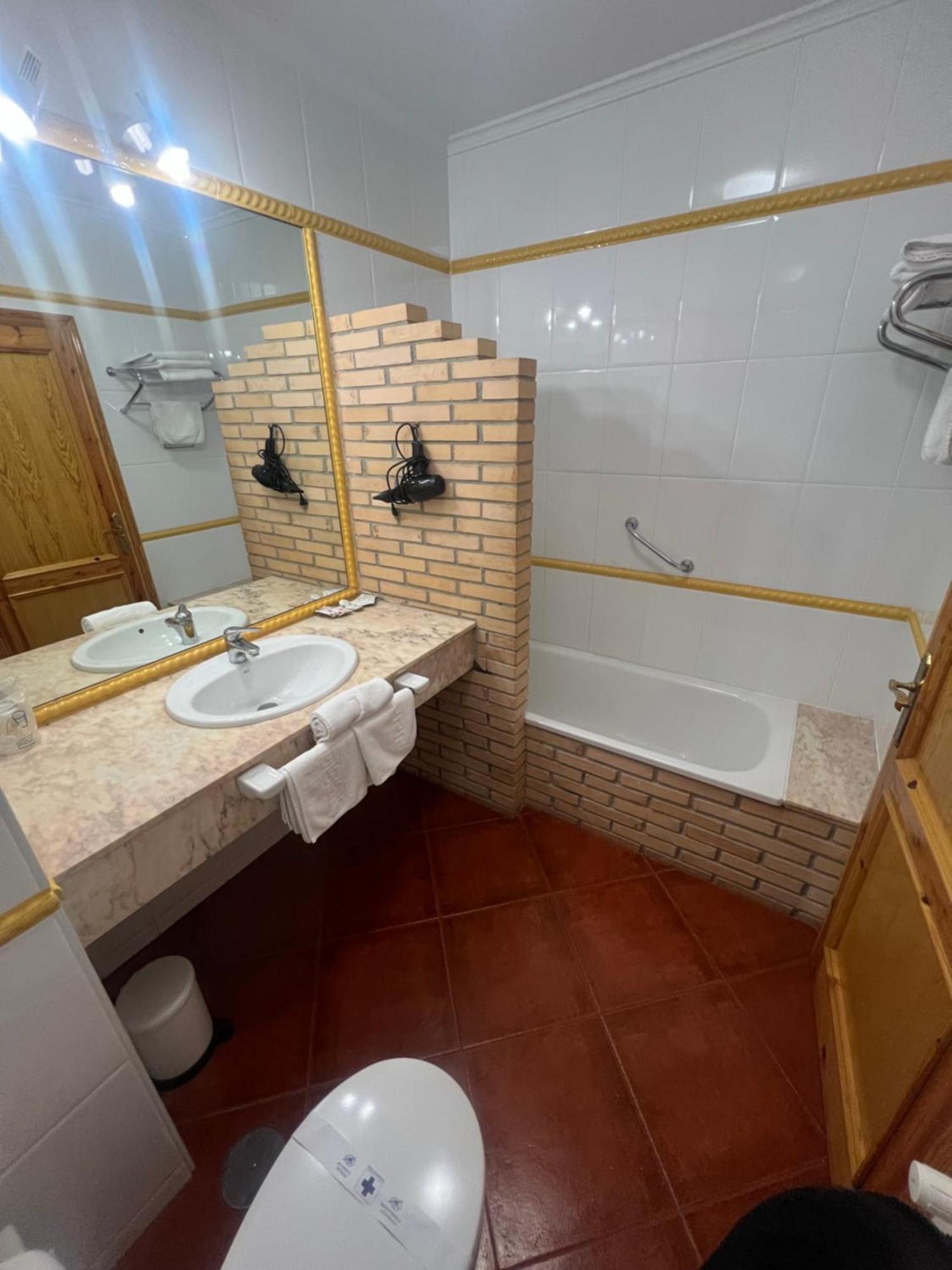 Hotel Gavitu Celorio  Extérieur photo