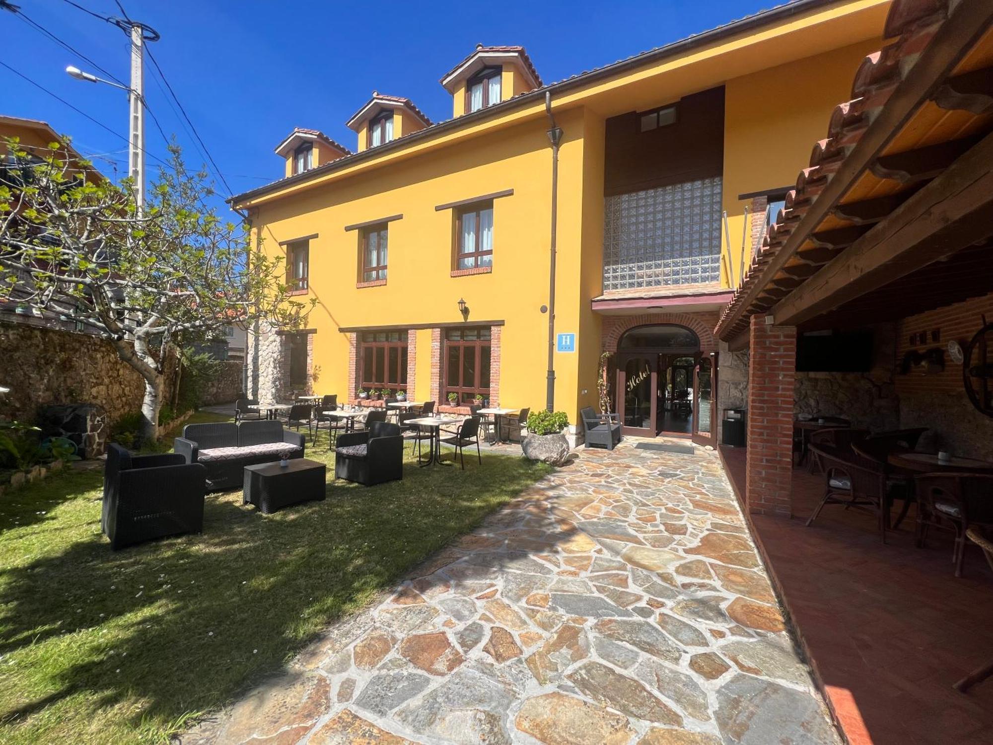 Hotel Gavitu Celorio  Extérieur photo